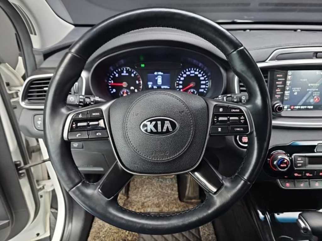 KIA Sorento - Vista 7