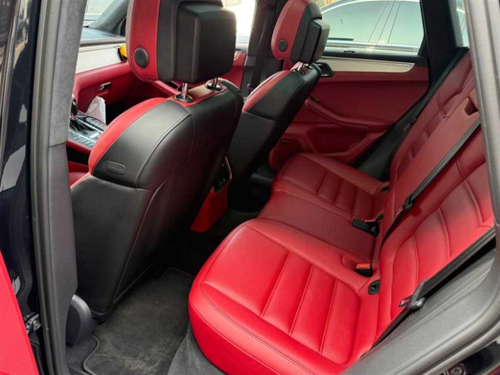 Porsche Macan - Vista 6