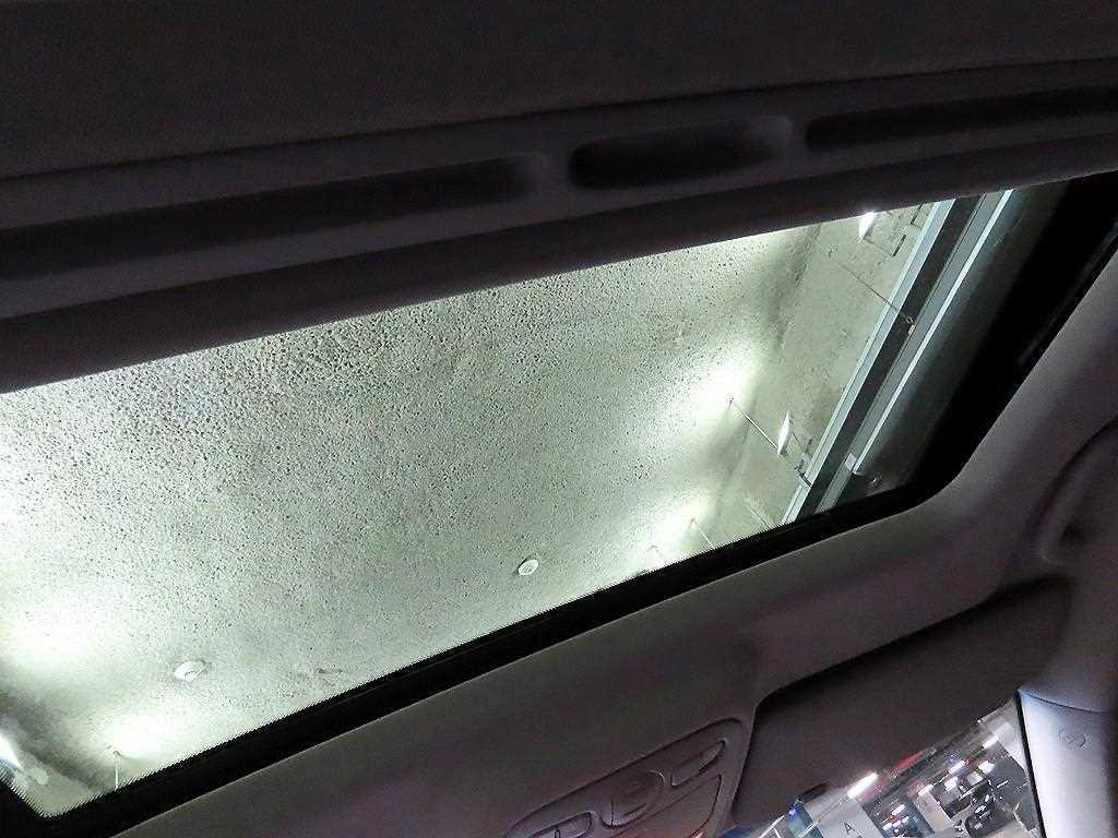 KIA Carnival 2012 Blanco - Importación desde Corea - HF Imports Iquique - Foto 16