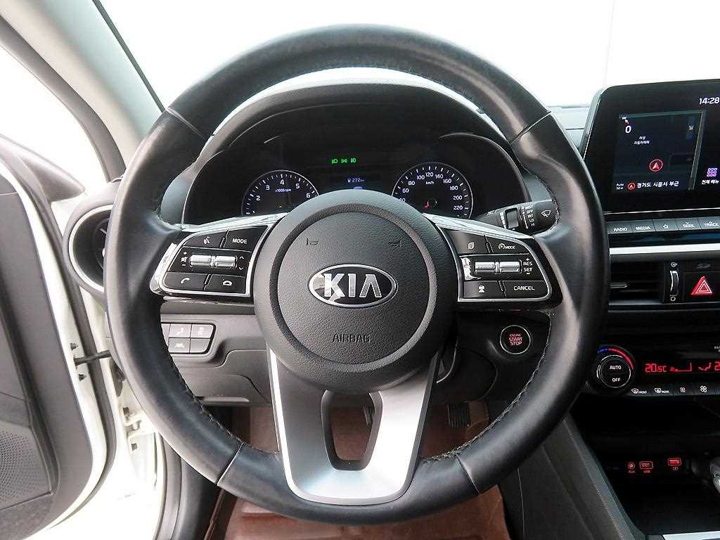 KIA K3 - Vista 9