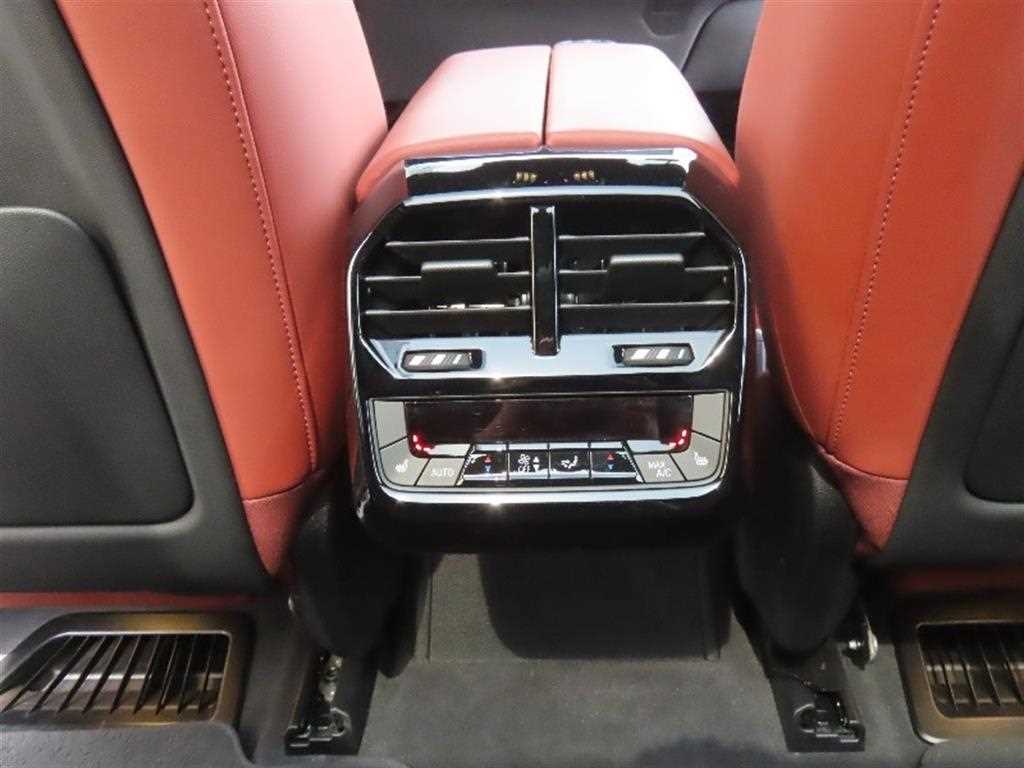 BMW iX 2024 Blanco - Importación desde Corea - HF Imports Iquique - Foto 15