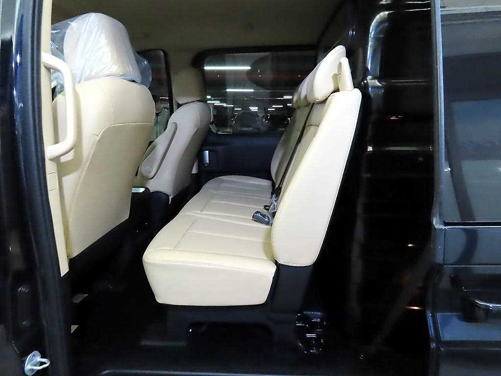 HYUNDAI Staria - Vista 7