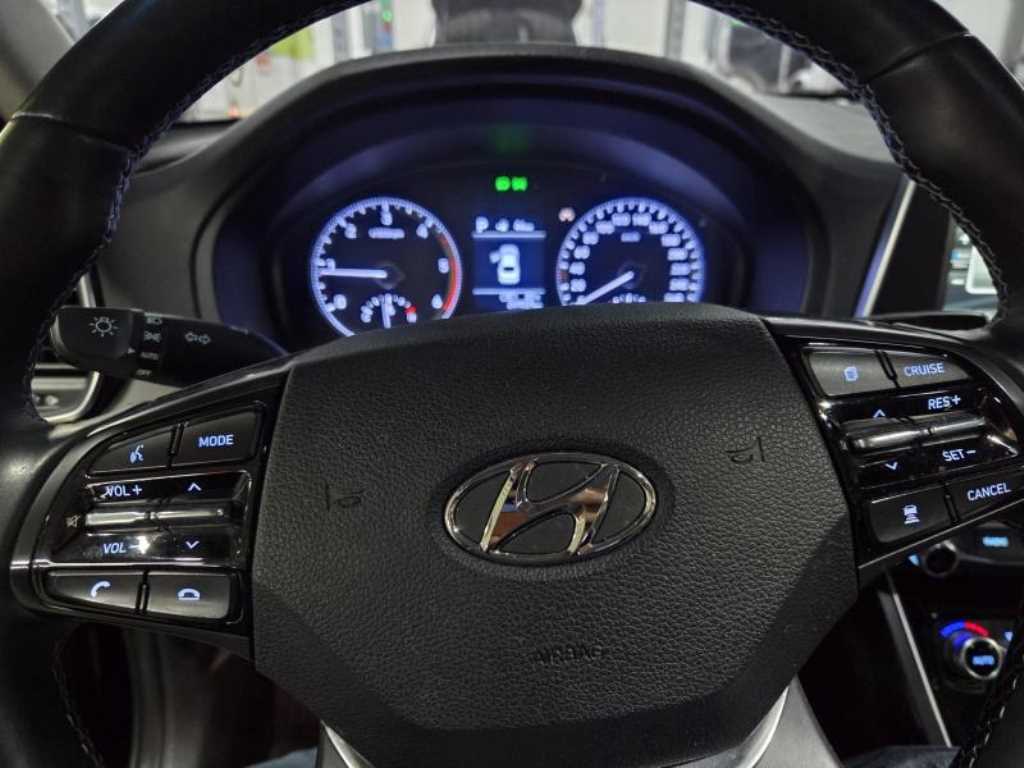 HYUNDAI Grandeur - Vista 6