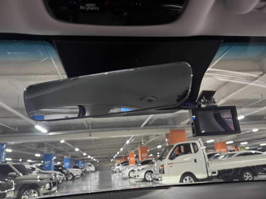 HYUNDAI Grandeur - Vista 10