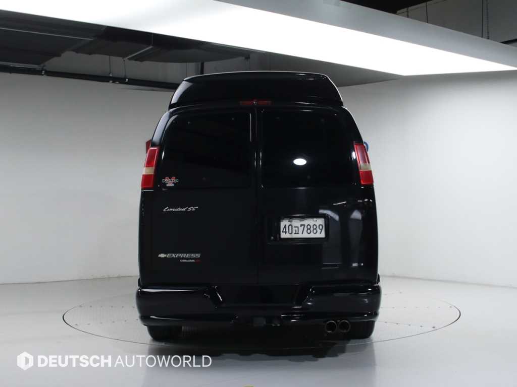 Chevrolet Express van - Vista 4