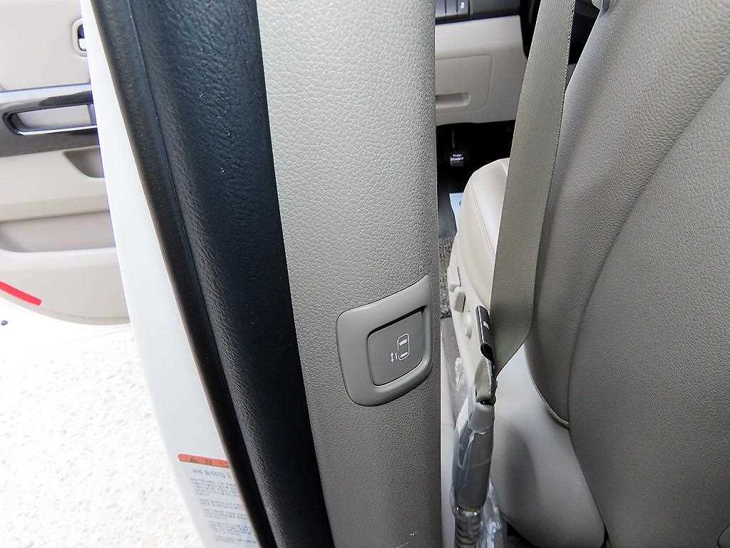 KIA Carnival 2018 Blanco - Importación desde Corea - HF Imports Iquique - Foto 18