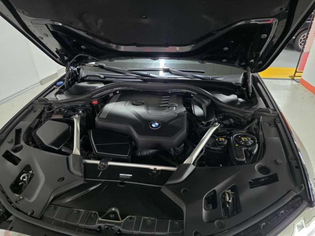 BMW 5 Series 2022 Azul - Importación desde Corea - HF Imports Iquique - Foto 20