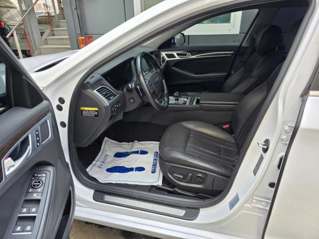 Genesis G80 - Vista 5