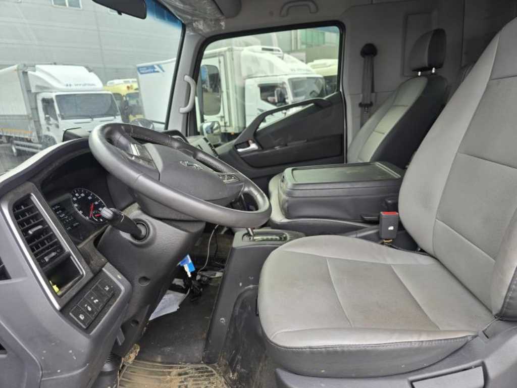 medium and large cargo Cargo - Vista 11