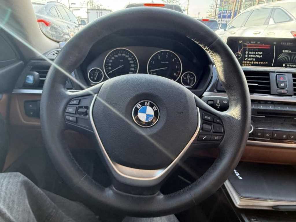 BMW 4 Series - Vista 3