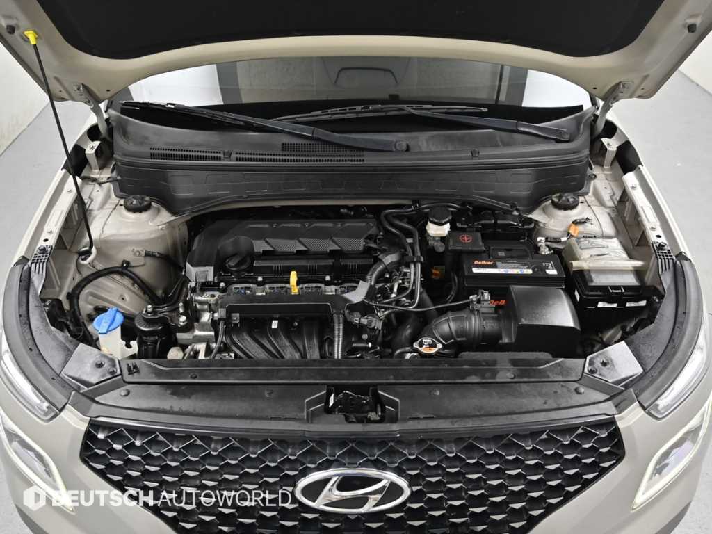 HYUNDAI Venue - Vista 6