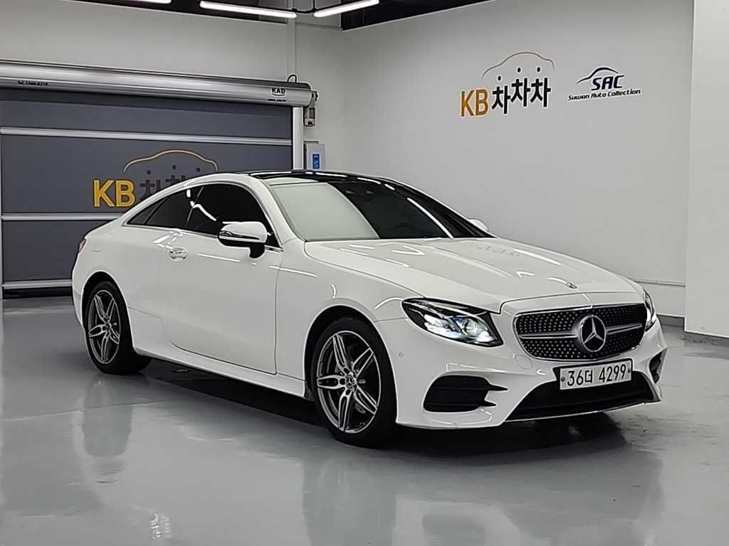 Mercedes Benz E class - Vista 4