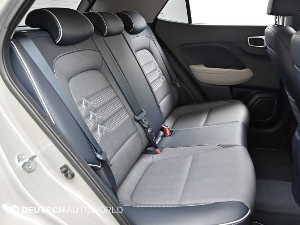 HYUNDAI Venue - Vista 12