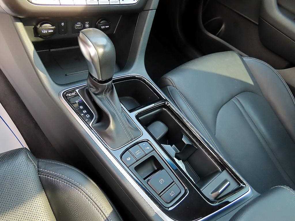 HYUNDAI Sonata - Vista 10