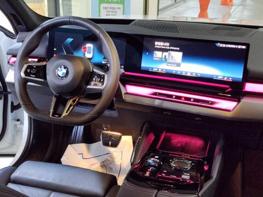 BMW 5 Series - Vista 7