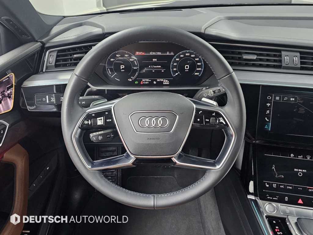 Audi e-Tron 2020 Negro - Importación desde Corea - HF Imports Iquique - Foto 13