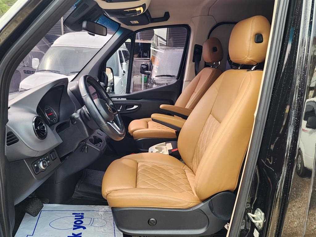 Mercedes Benz Sprinter 2020 Negro - Importación desde Corea - HF Imports Iquique - Foto 13