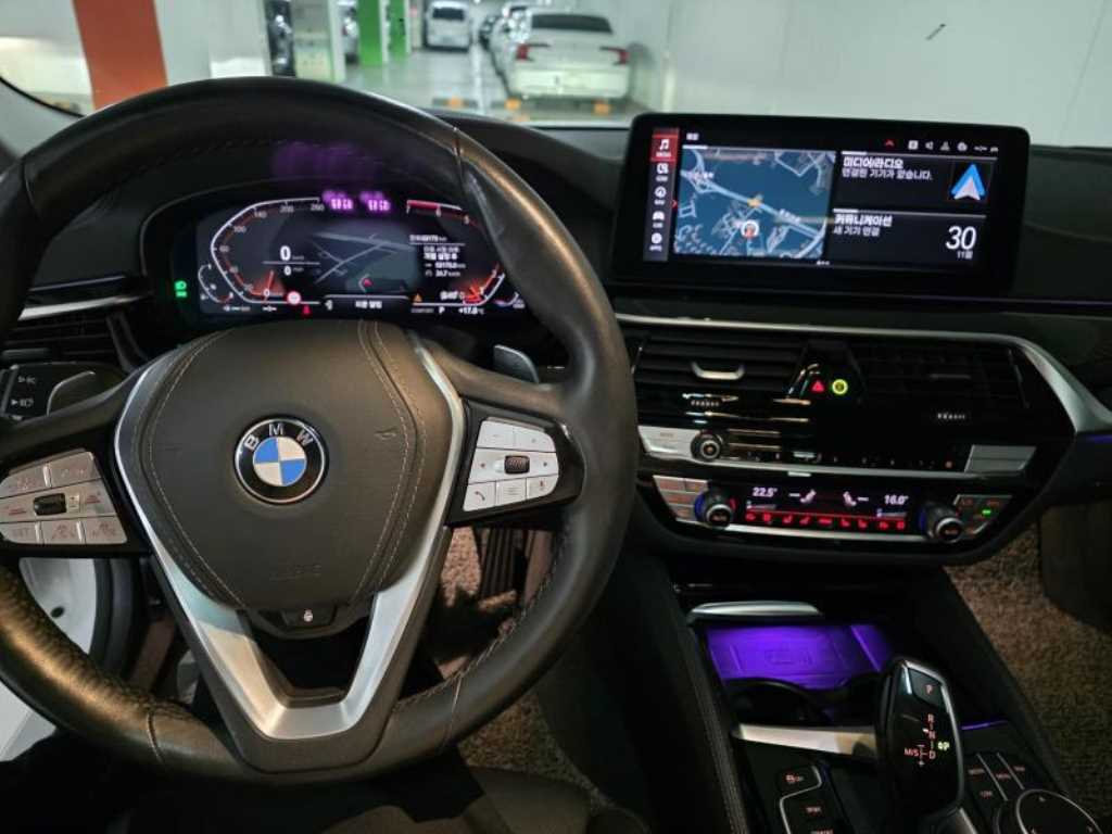 BMW 5 Series - Vista 9