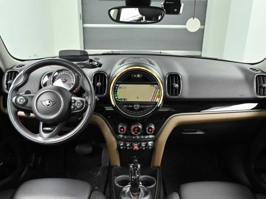 Mini Countryman - Vista 7