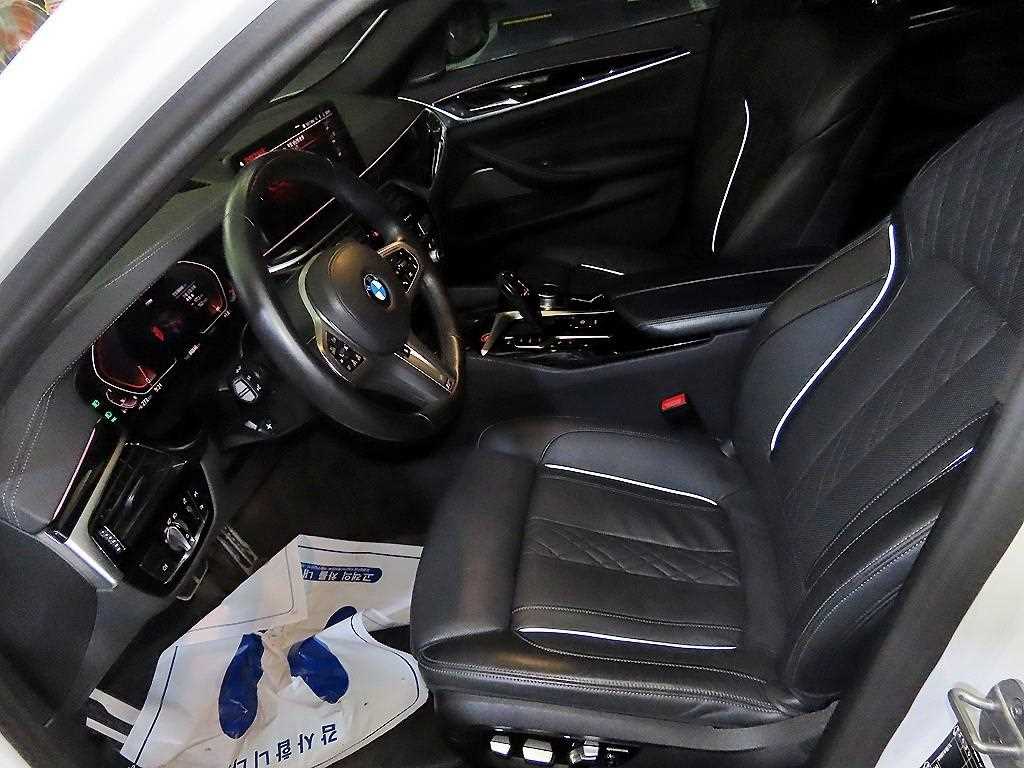 BMW 5 Series - Vista 6