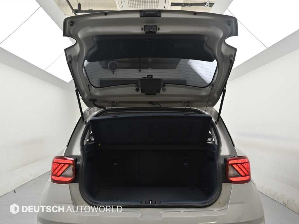 HYUNDAI Venue 2020 Gris - Importación desde Corea - HF Imports Iquique - Foto 19