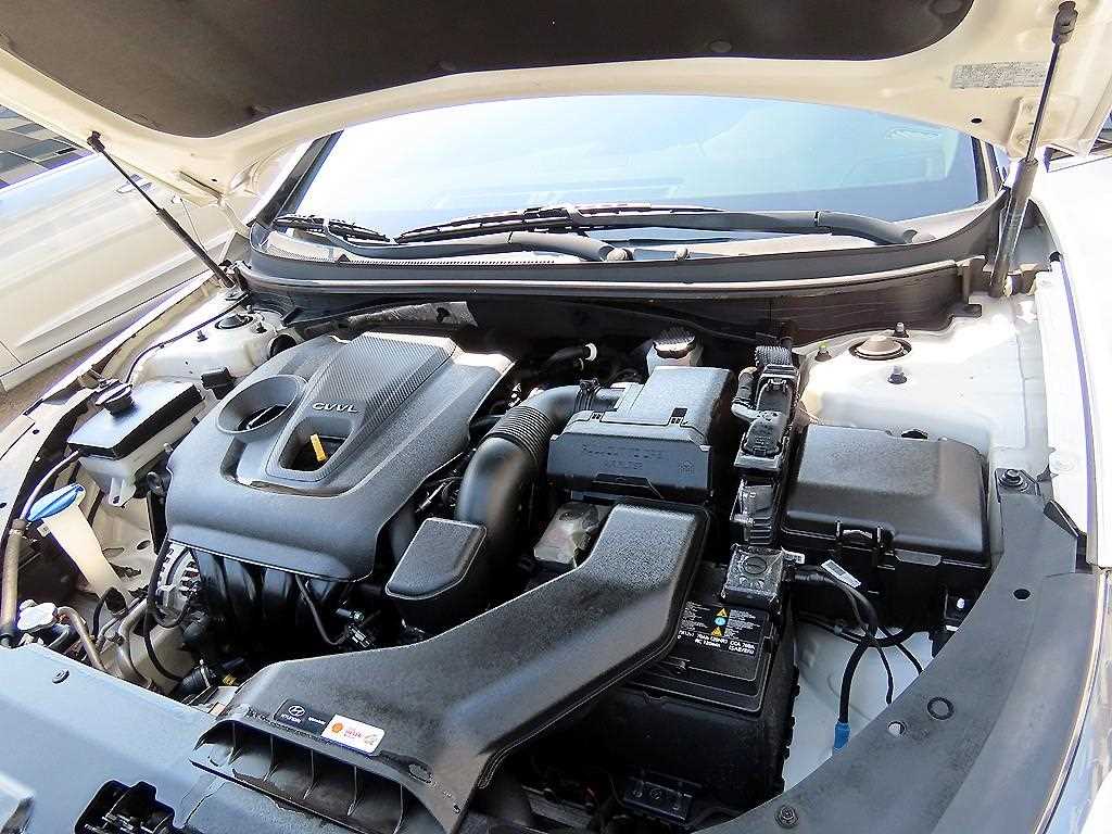 HYUNDAI Sonata 2018 Blanco - Importación desde Corea - HF Imports Iquique - Foto 19