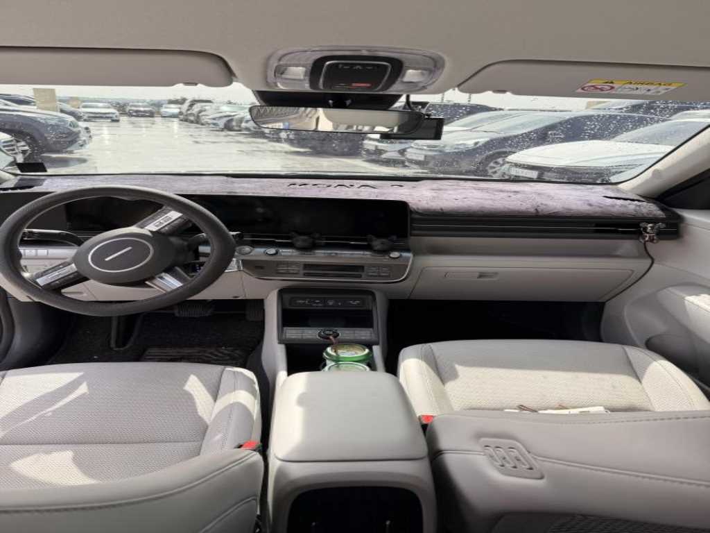 HYUNDAI Kona - Vista 6