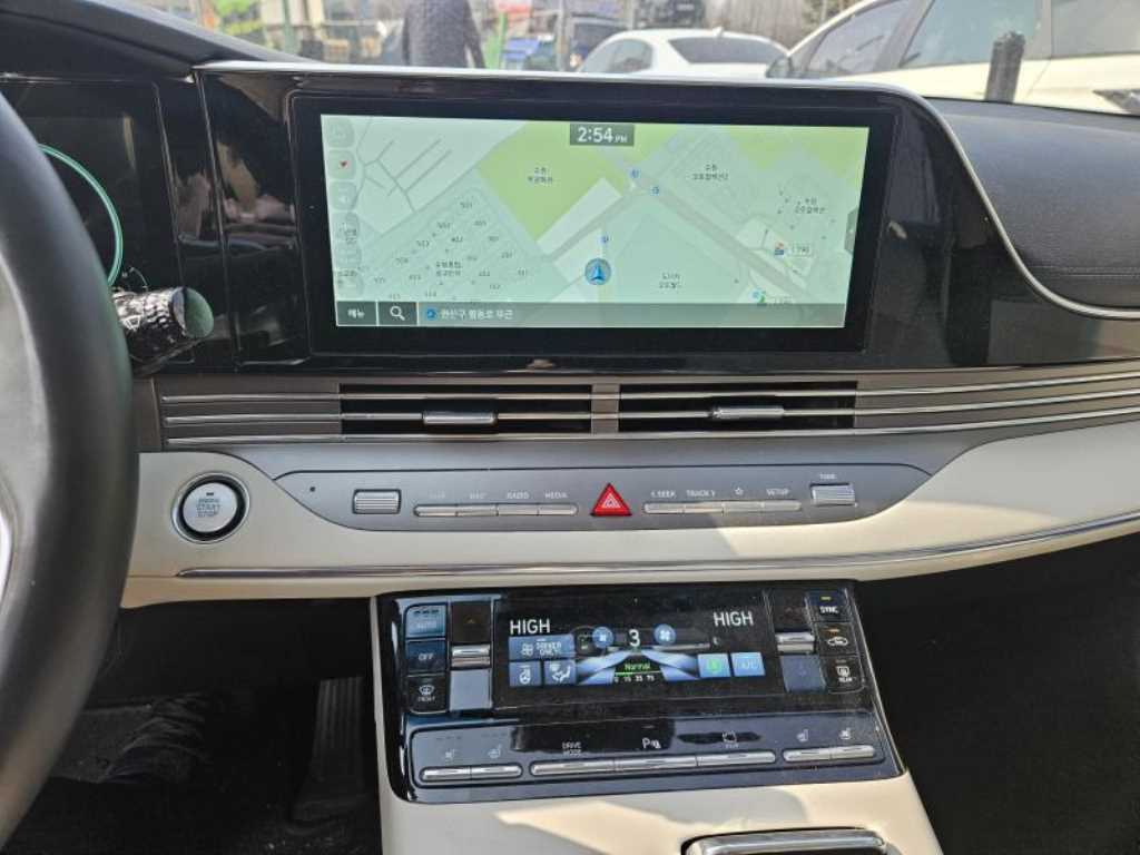 HYUNDAI Grandeur - Vista 9