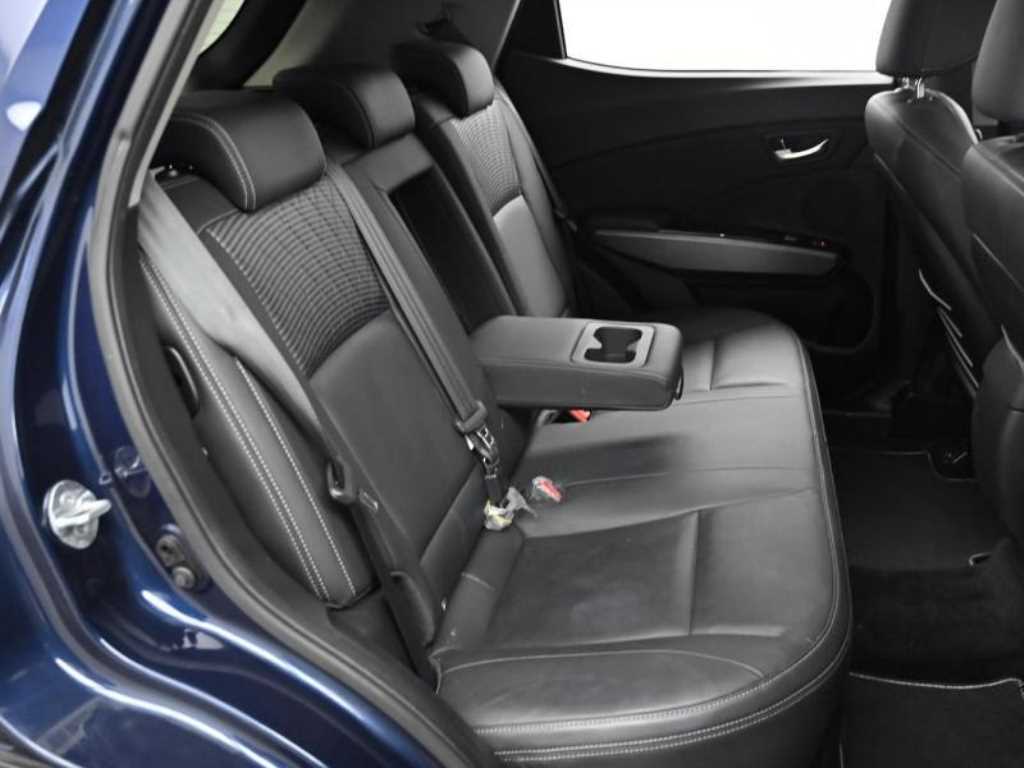 Ssangyong Tivoli - Vista 9