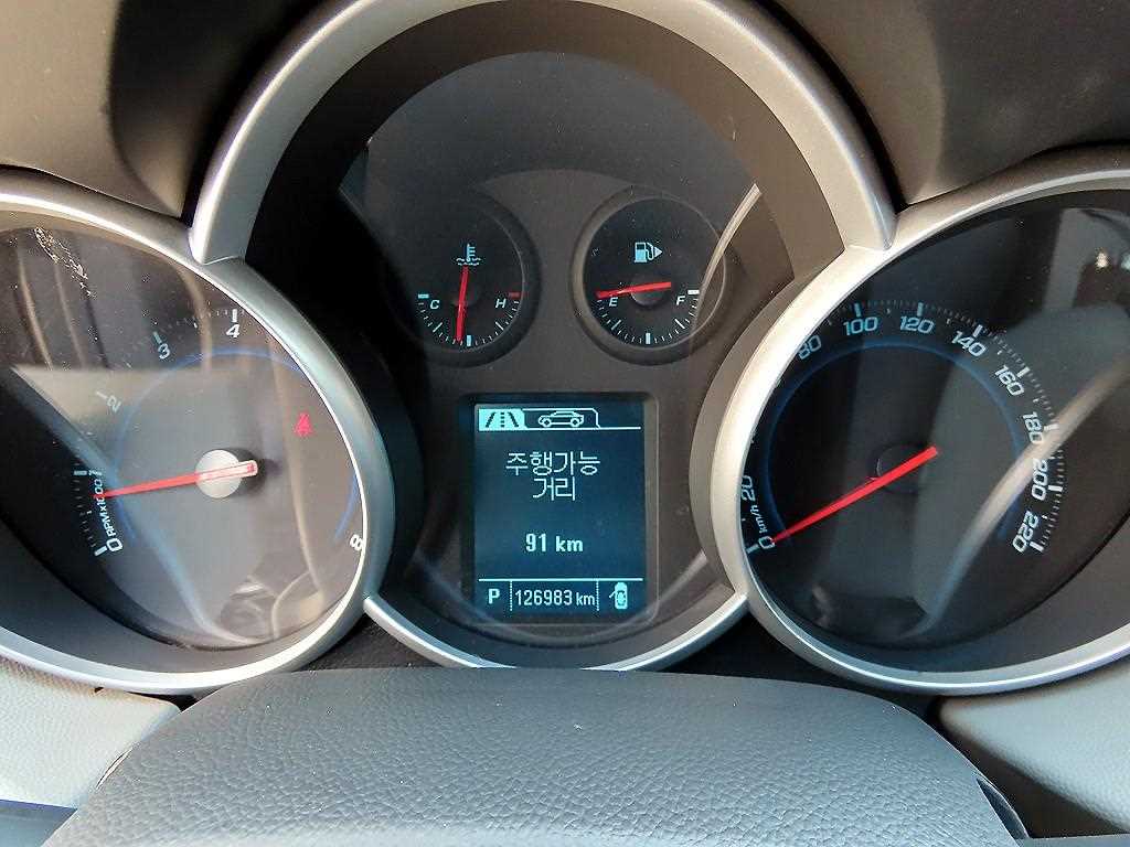 Chevrolet Cruise - Vista 9