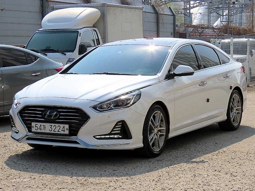 HYUNDAI Sonata 2018 Blanco - Importación desde Corea - HF Imports Iquique - Foto 1