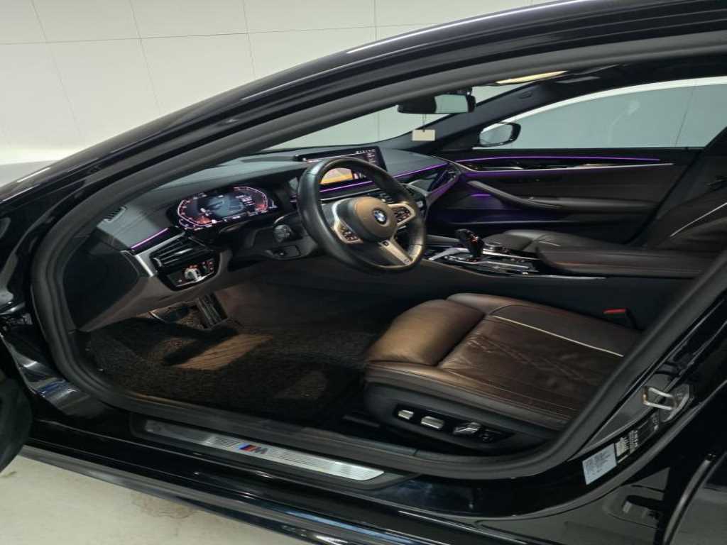 BMW 5 Series - Vista 7