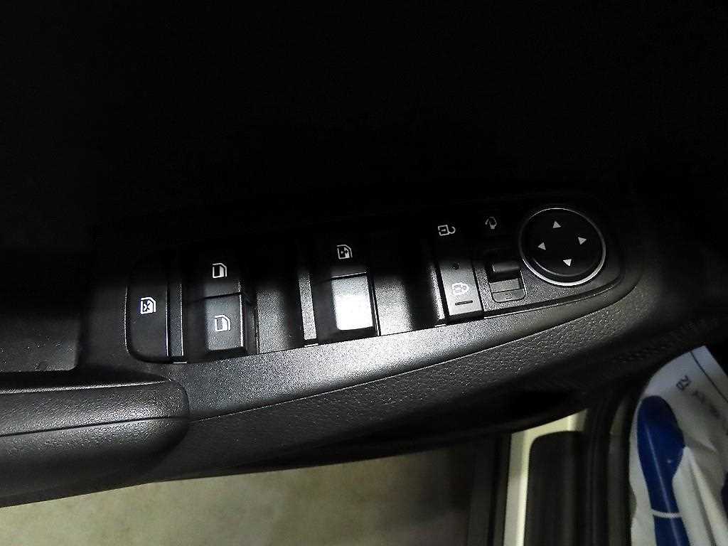 KIA Seltos 2020 Blanco - Importación desde Corea - HF Imports Iquique - Foto 13