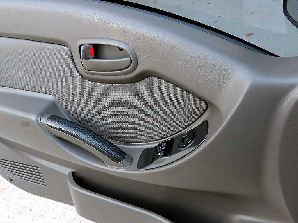 Small Truck Top_Frozen Top - Vista 12