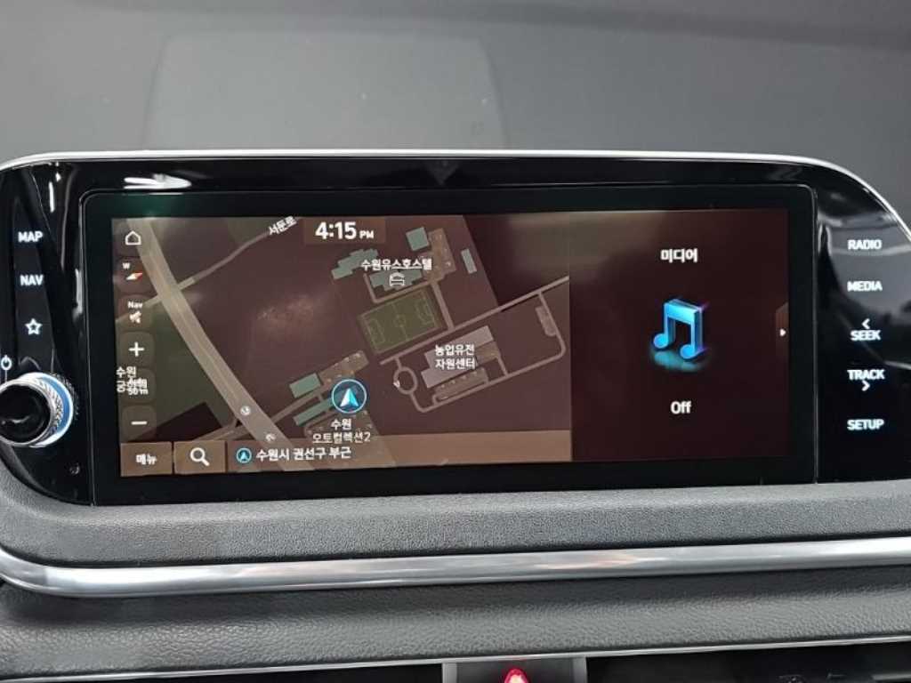 HYUNDAI Sonata - Vista 10