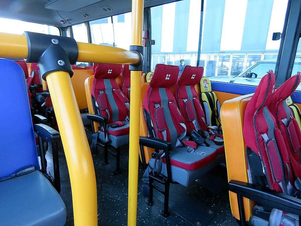 medium and large bus Hyundai bus - Vista 7