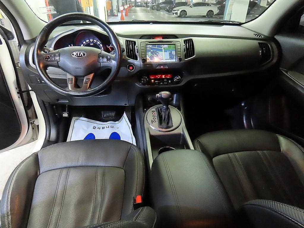 KIA Sportage - Vista 10