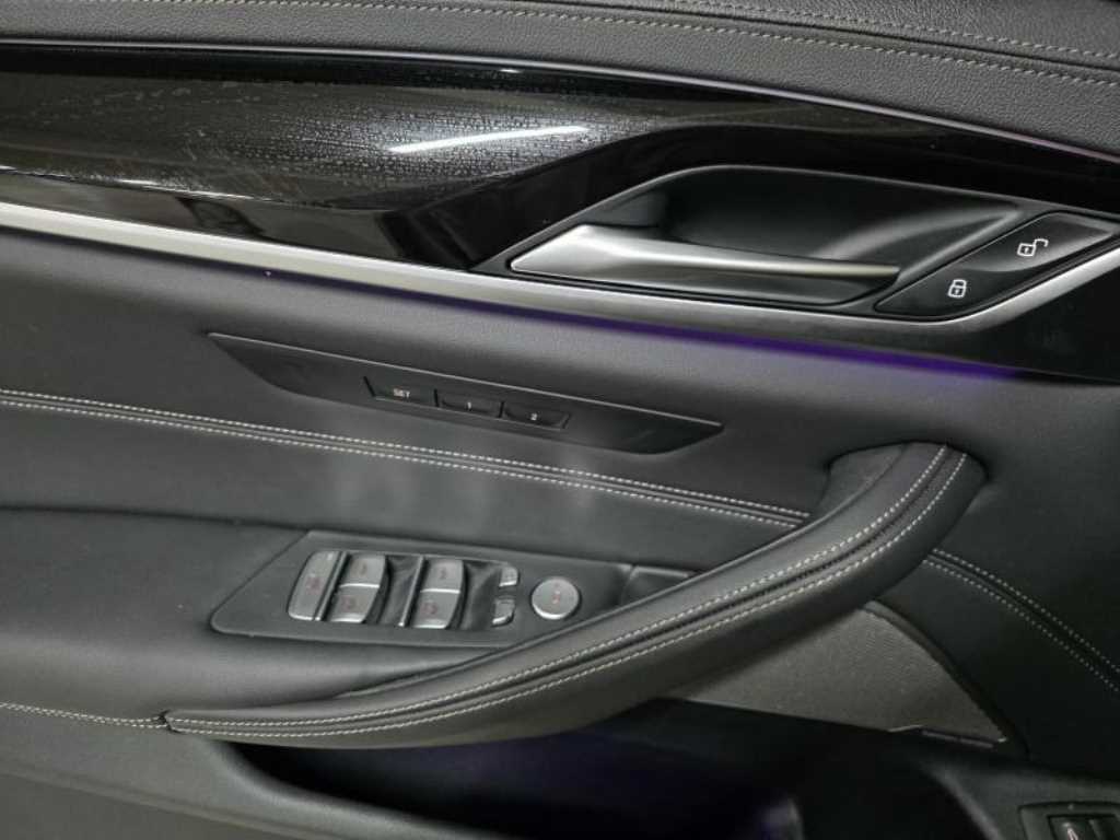 BMW 5 Series 2021 Blanco - Importación desde Corea - HF Imports Iquique - Foto 14