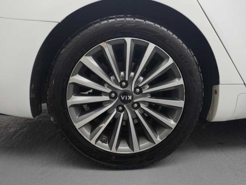 KIA K7 - Vista 5