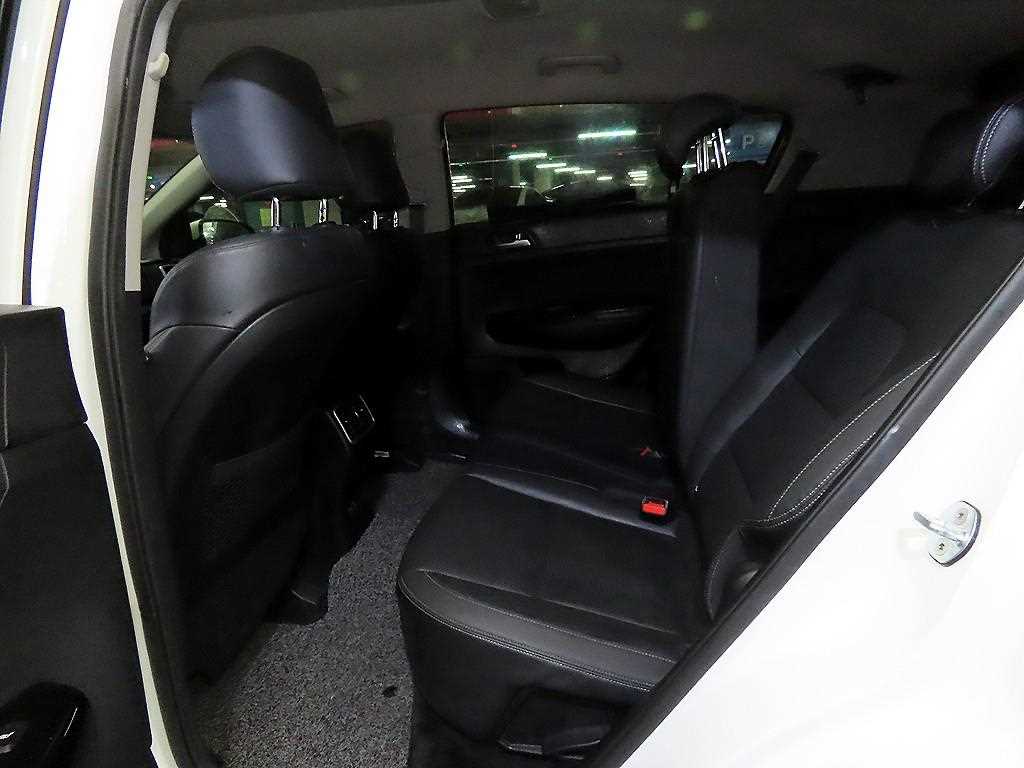 KIA Sportage - Vista 7