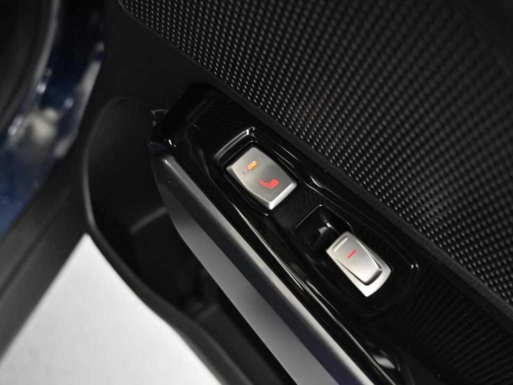 Ssangyong Tivoli - Vista 8