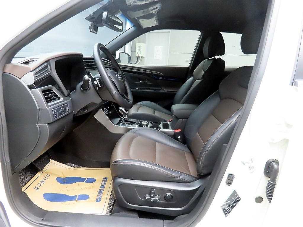 Ssangyong Korando - Vista 5