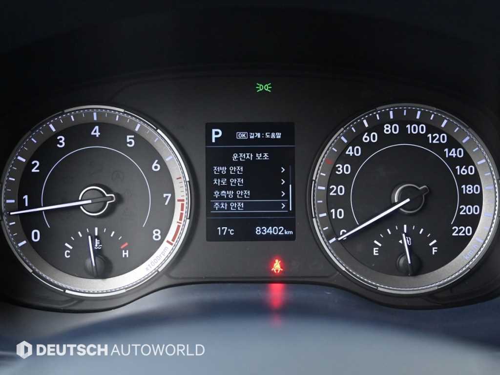 HYUNDAI Venue - Vista 8