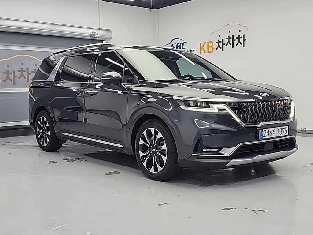 KIA Carnival - Vista 4