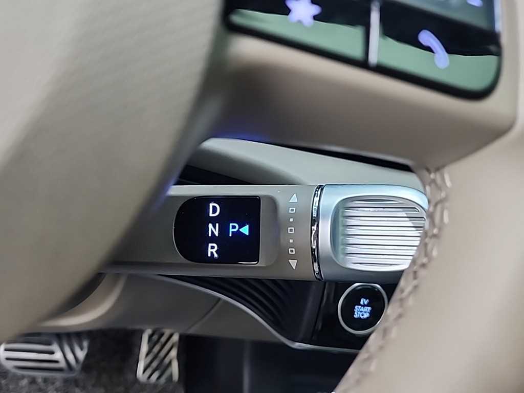 HYUNDAI Ioniq 5 - Vista 9