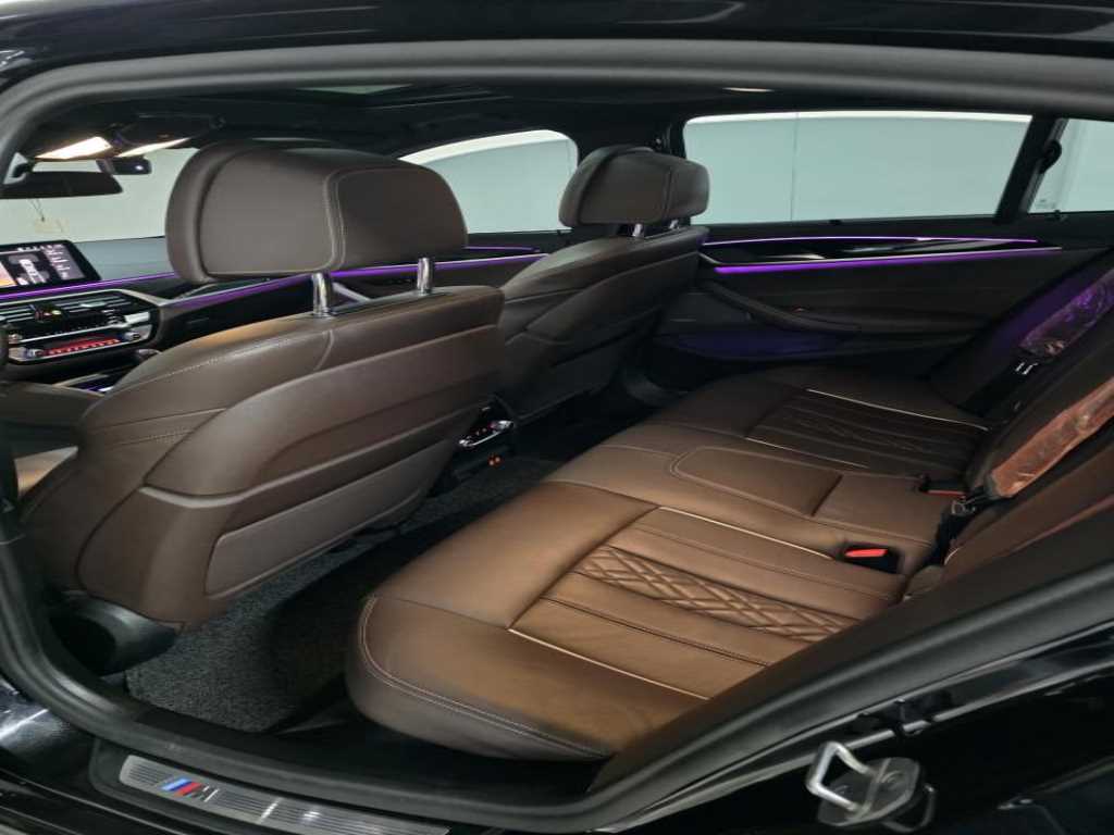 BMW 5 Series - Vista 8