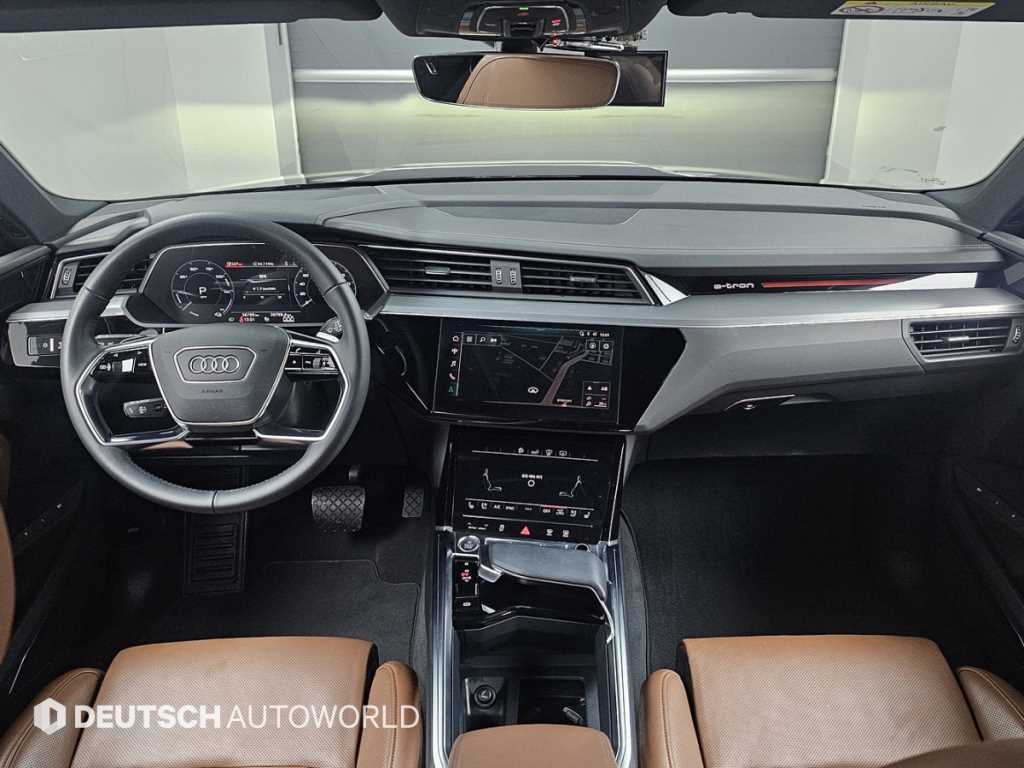 Audi e-Tron - Vista 7