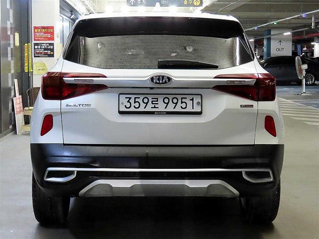 KIA Seltos - Vista 5
