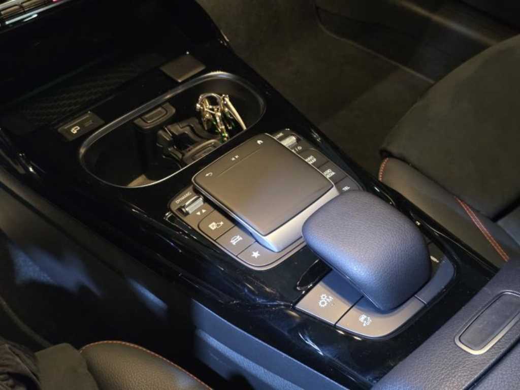 Mercedes Benz A Class 2021 Rojo - Importación desde Corea - HF Imports Iquique - Foto 14