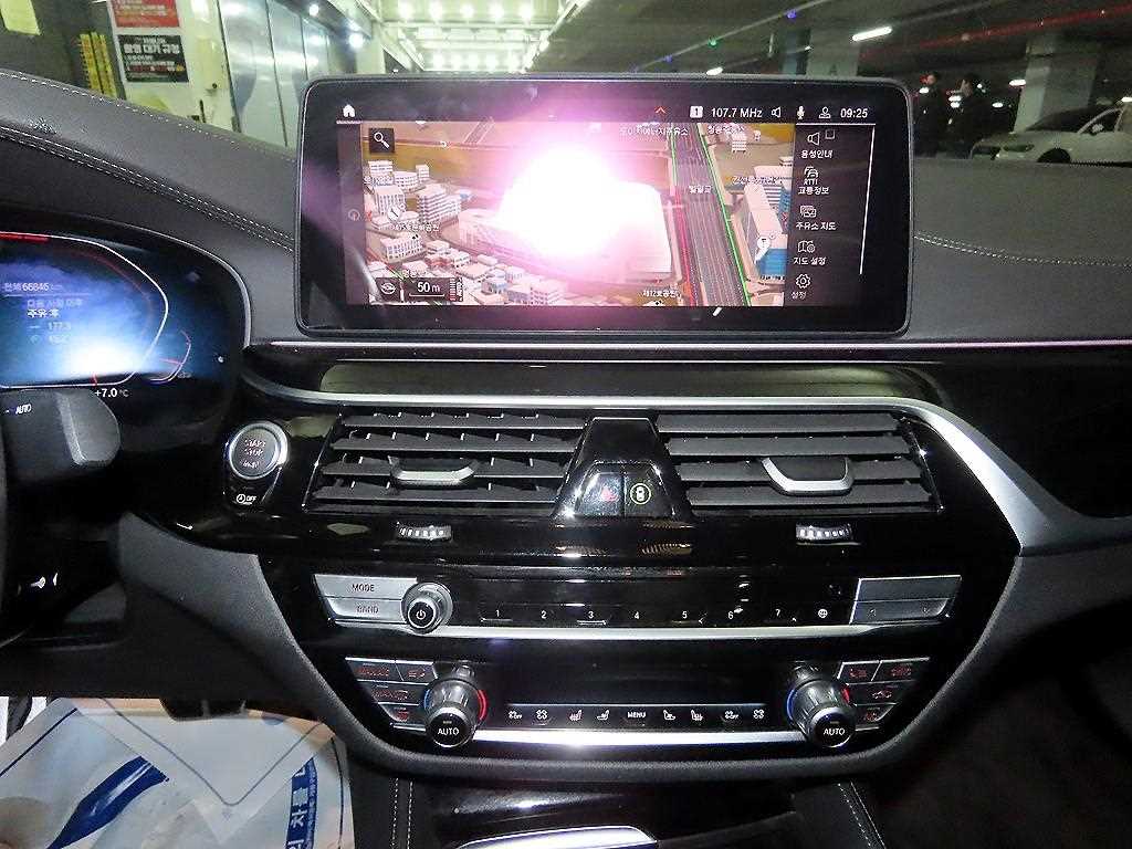 BMW 5 Series - Vista 11